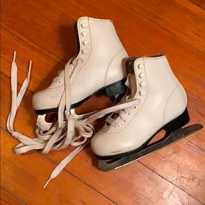 DBX Ice Skates for toddler/kids size 10